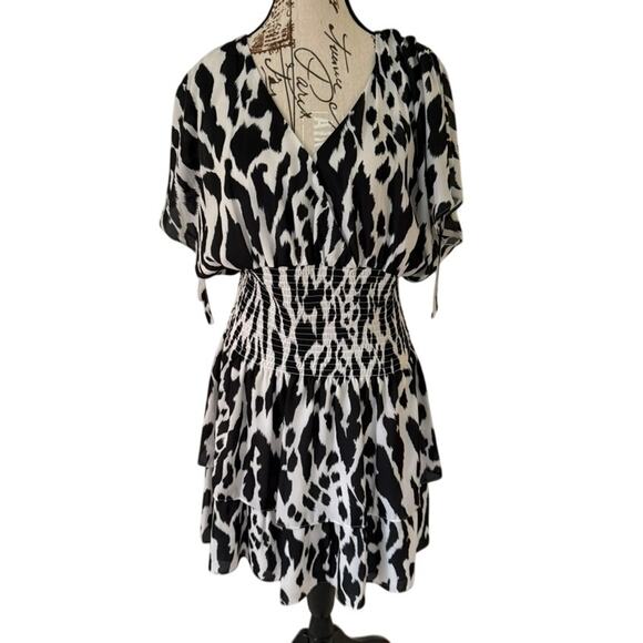 NWT Parker Flutter Sleeve Smocked Waist Dress - Large - Picture 3 of 10